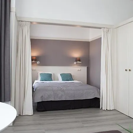 Stylish Coastal Apartament