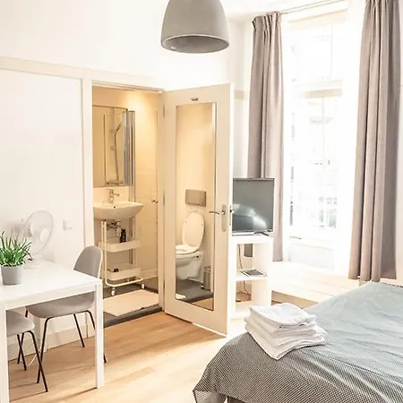 Four Star - Berkenbosch Blokstraat