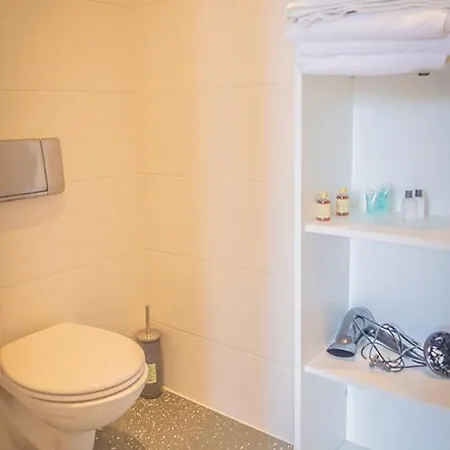 Four Star - Berkenbosch Blokstraat Apartment