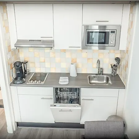 Stylish Coastal Apartament Haga