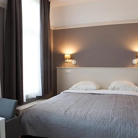 Four Star - Berkenbosch Blokstraat *